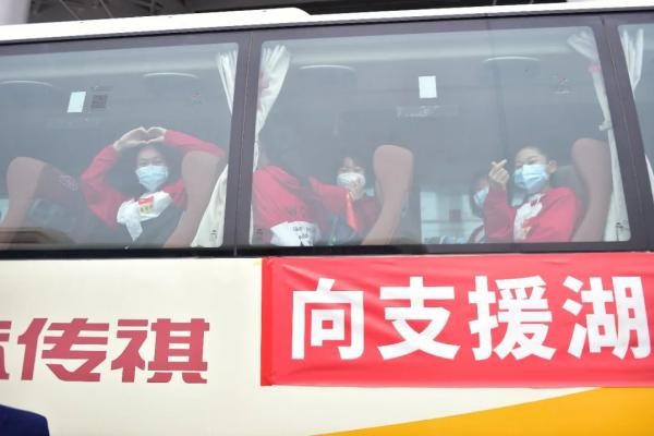 白衣執甲，今朝凱旋 | 廣汽傳祺一路守護，迎接抗疫英雄