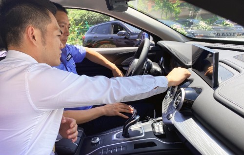 拔得頭籌，VV7贏(yíng)得交警隊公務(wù)車(chē)采購訂單